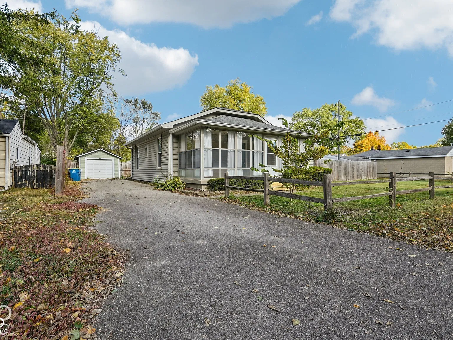 3 bed, 1.0 bath, 1480 sqft, $1,895 — Photo 3