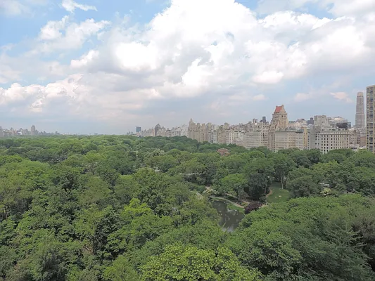 Rented by essential NEW YORK Real Estate | media 8