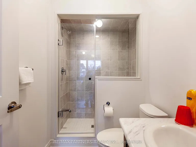 109 Lichfield Rd — Photo 12