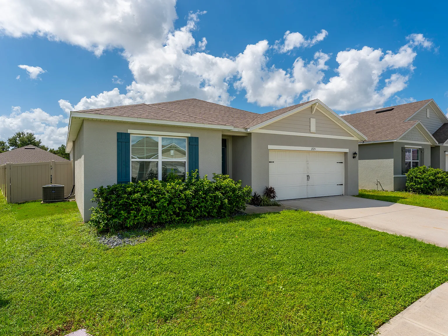 4 bed, 1828 sqft, $3,200 — Photo 3