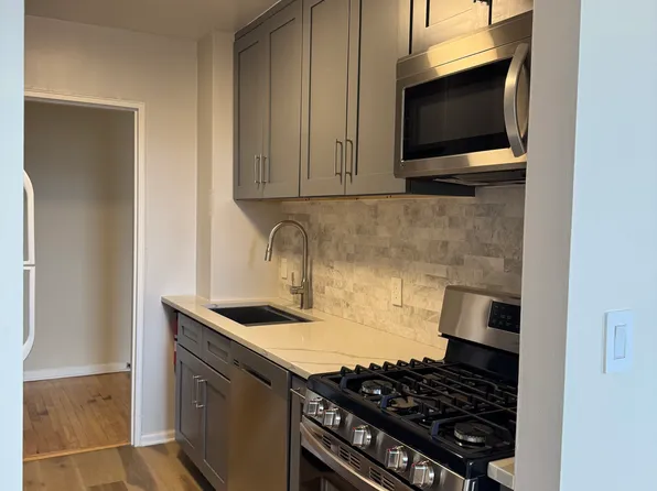 2160 Center Ave APT 4R, Fort Lee, NJ 07024