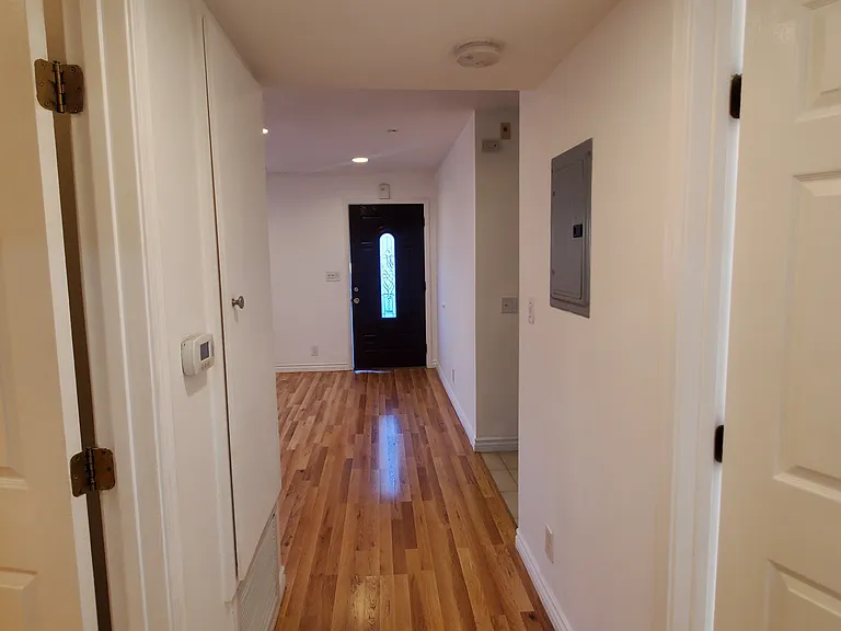 629 Milford St — Photo 12