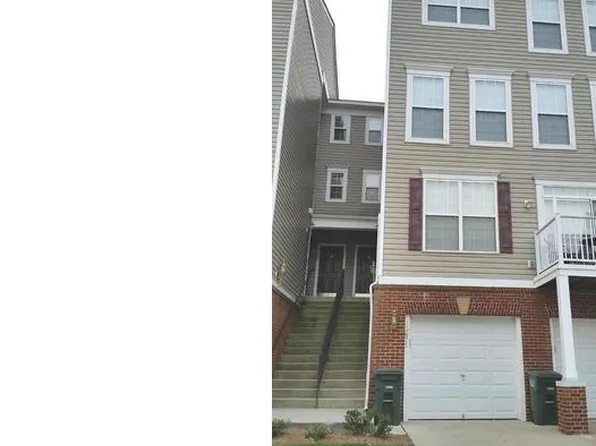 13669 Venturi Ln, Herndon, VA 20171