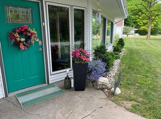 2327 W Sheridan Rd, Petoskey, MI 49770