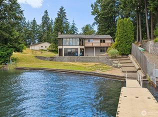 7335 Holmes Island Rd SE, Olympia, WA 98503