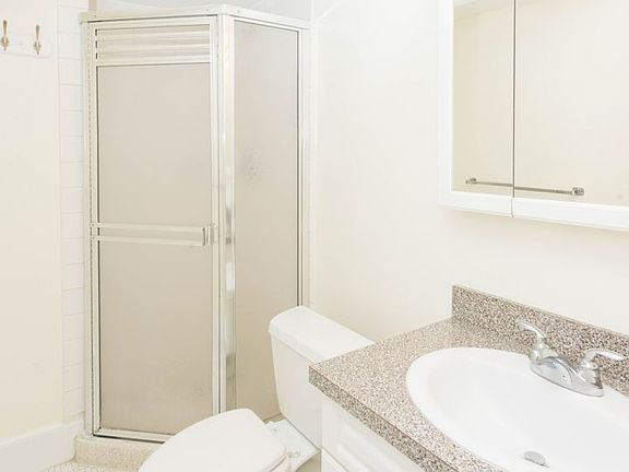 5th image of 835-865 Mix Ave #3306