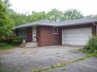 1696 W 61st Ave, Merrillville, IN 46410
