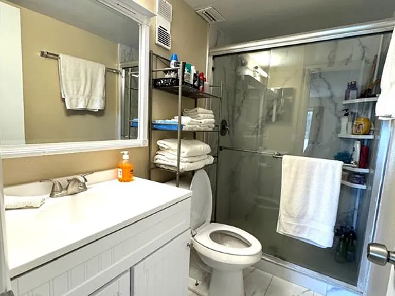 4906 Victoria Dr #108 — Photo 9