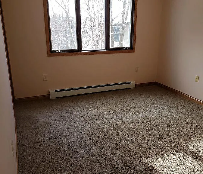 903 W Ridge St #8 — Photo 8