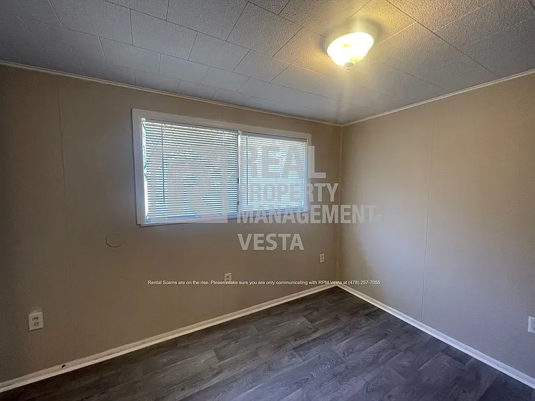 620 Cedarwood Dr — Photo 4