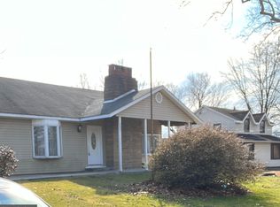 2601 Trenton Rd, Levittown, PA 19056