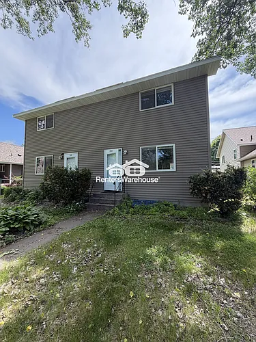 723 Tyler St NE Photo 1