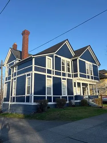 511 E Chestnut St Photo 1