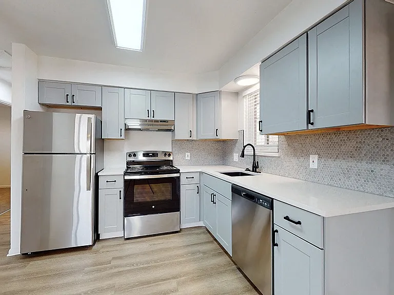 Aspen Terrace Apartments — Photo 1