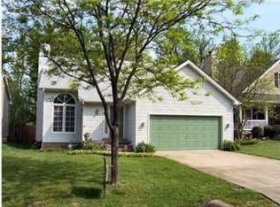 8027 Roland Ave, Lyndon, KY 40222