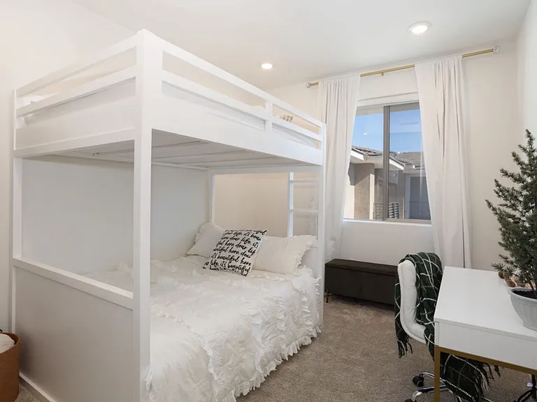 2121 W Sonoran Desert Dr #8 — Photo 5