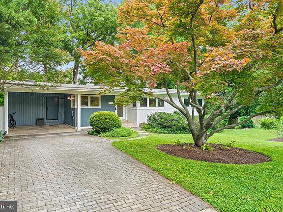 3rd image of 7727 Rocton Ave