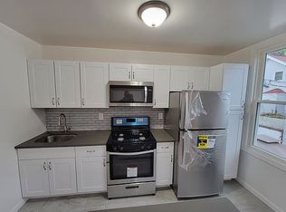 72-42 Myrtle Ave #2, Ridgewood, NY 11385
