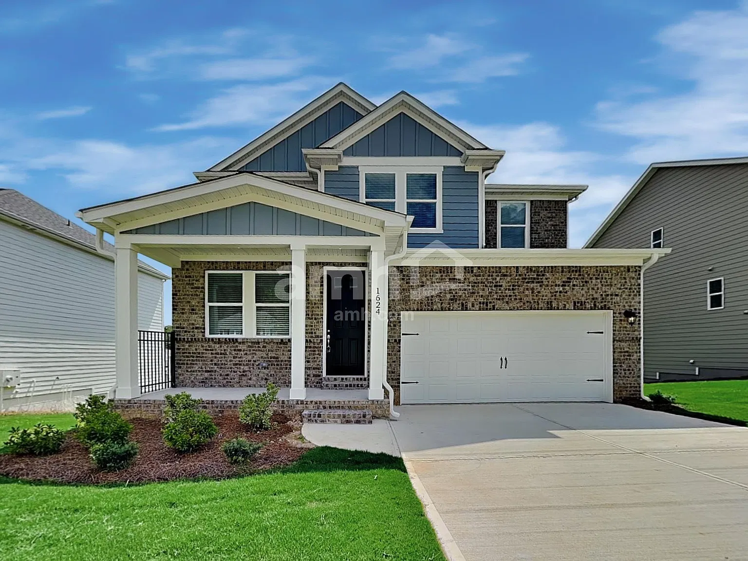 5 bed, 3.5 bath, 2969 sqft, $2,970 — Photo 1
