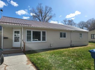 617 Spencer St, Riverton, WY 82501