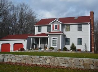 55 Spruce Rd, Swansea, MA 02777