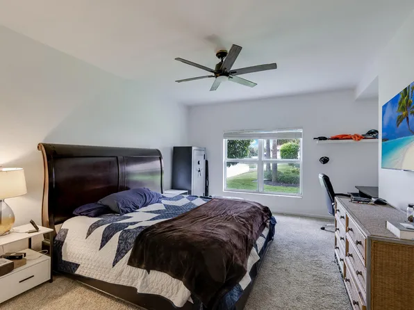 25080 Peacock Ln APT 102, Naples, FL 34114