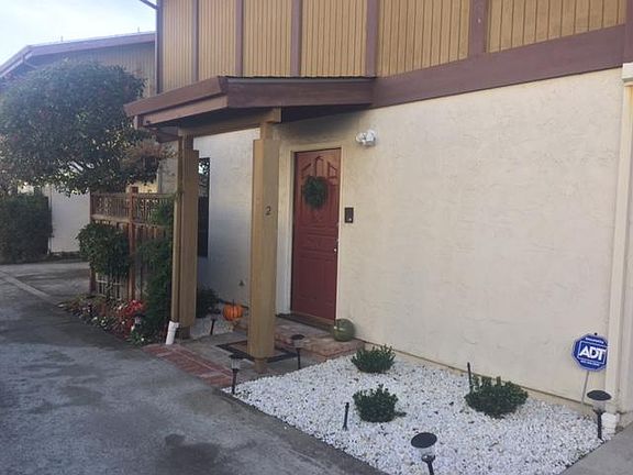 2nd image of 910 N Idaho St