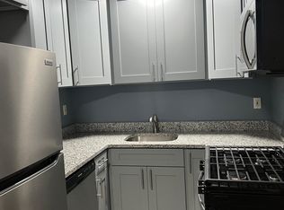 87 Pine Hill Ave #4, Stamford, CT 06906