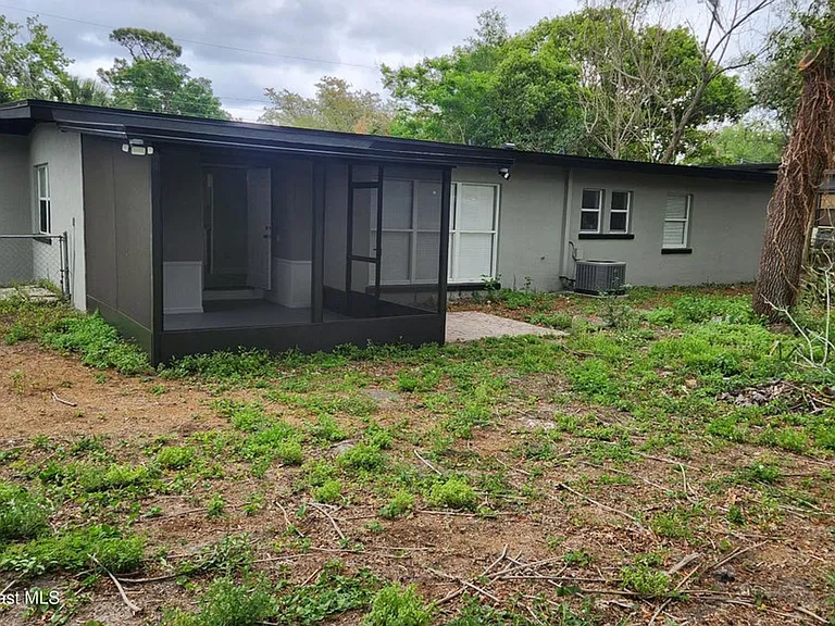 102 S Christmas Hill Rd — Photo 17