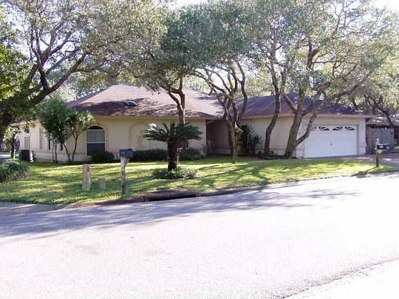 1st image of 1911 Baywood Dr