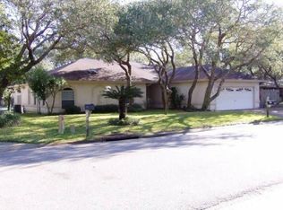 1911 Baywood Dr, Rockport, TX 78382