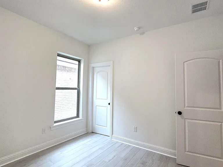9232 Asoka Ave — Photo 14
