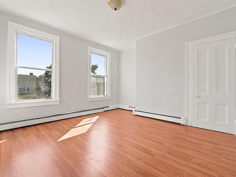 25 W 19th St #2 — Photo 7
