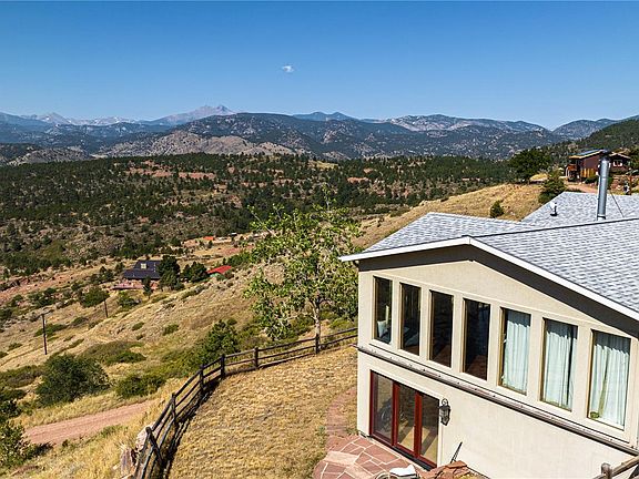 4th image of 952 Steamboat Valley Road