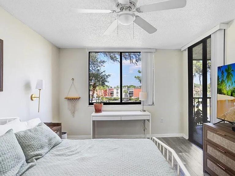 2424 W Tampa Bay Blvd #M205 — Photo 8