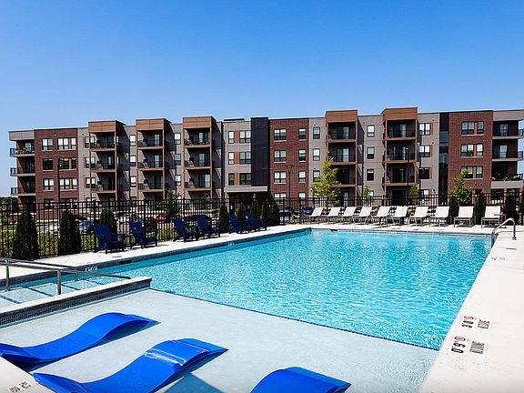2nd image of 5601 Fraser Cir #4-214