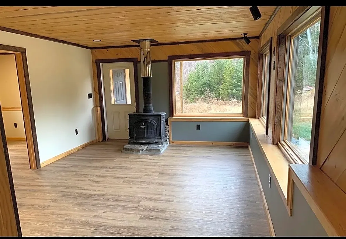 2 bed, 900 sqft, $2,200 — Photo 3