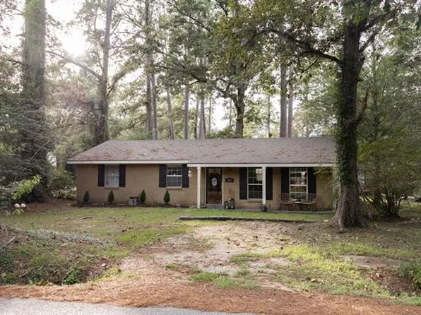1815 S Jahncke Ave, Covington, LA 70433