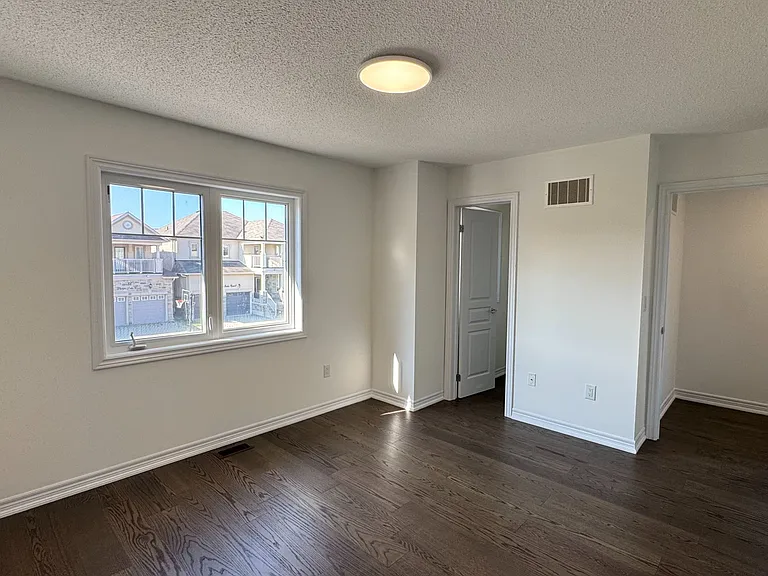 32 Philips Lake Ct — Photo 24