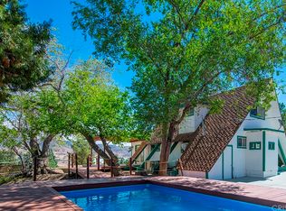 40021 92nd St W, Leona Valley, CA 93551