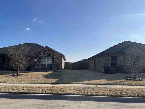 3rd image of 2314 Bonnywood Dr