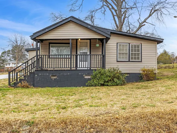 27 Culp St, Inman, SC 29349