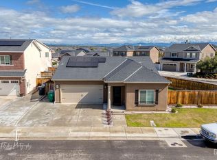 3824 Evergreen Village Ln, Shafter, CA