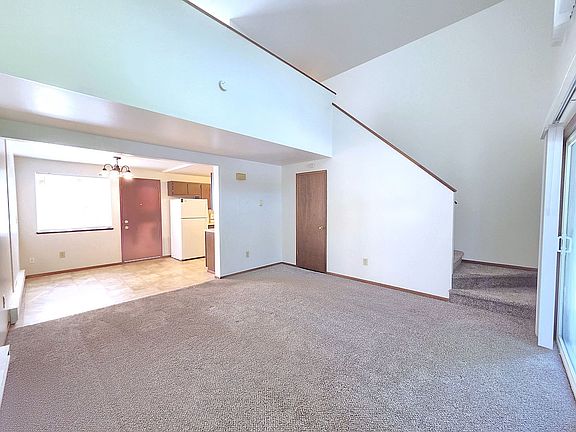 5th image of 1110 S Walnut Pl APT 2