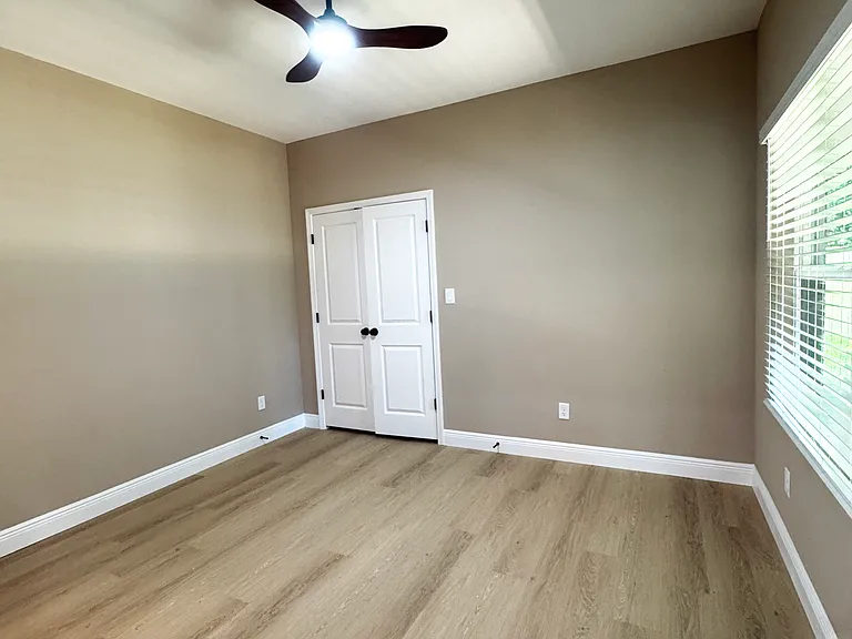 504 E Burgess Rd #C — Photo 13