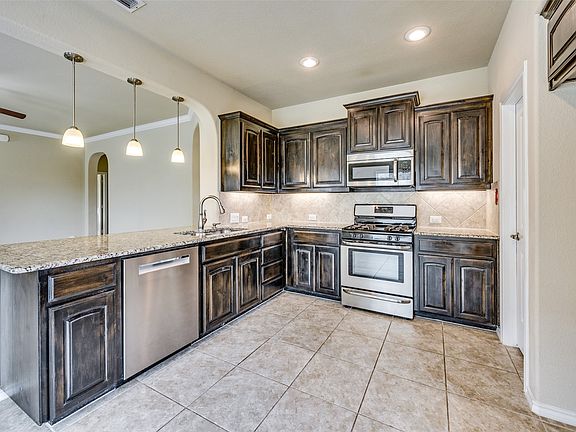 5th image of 6916 Cloudcroft Ln