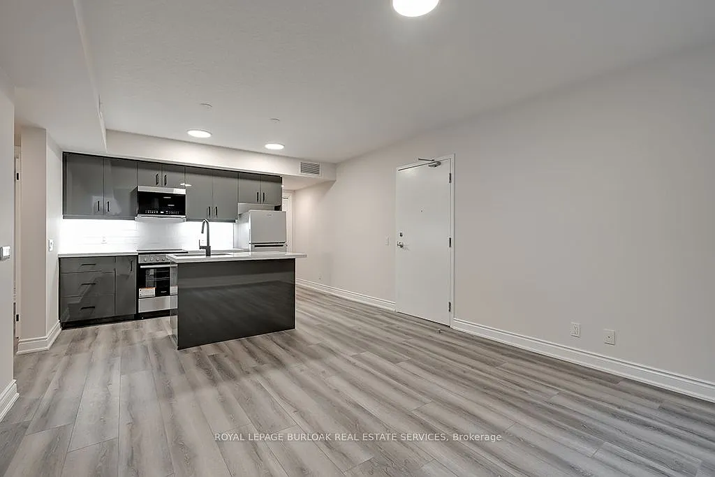 2 bed, $1,950 — Photo 4