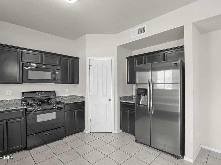 2240 Decamp Point Pl — Photo 19