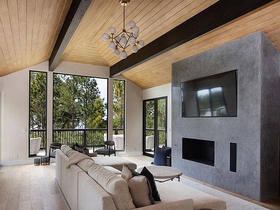 4th image of 4008 El Bosque Dr
