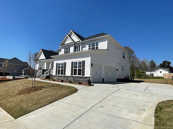 Elevation EA w 3-Car Side Entry Garage